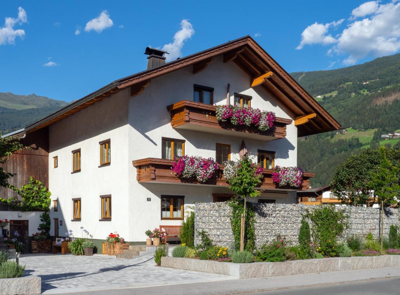 Апартаменты Haus Moikler Цель-ам-Циллер Экстерьер фото